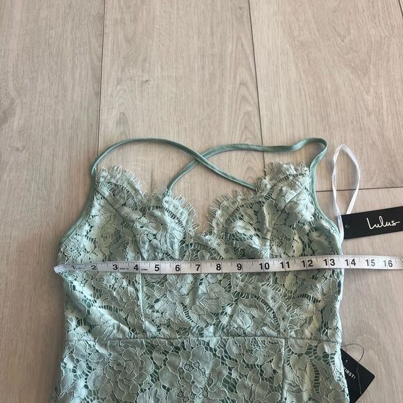 LULUS Mint Green FLIRTING WITH DESIRE Floral Lace BODYCON Cocktail DRESS size xs - Picture 3 of 9